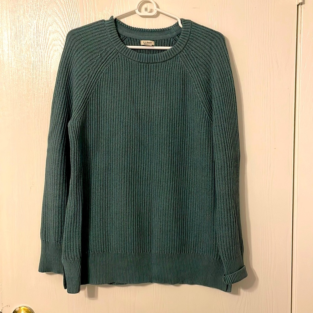 LL Bean knit top, size M, green